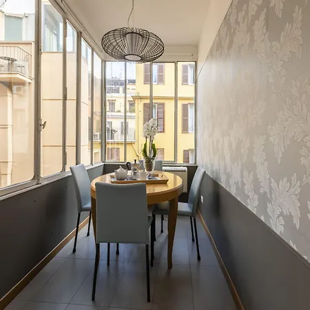 Romac Condotti With 3 Bedrooms Near The Spanish Steps *