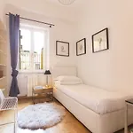 Romac Condotti With 3 Bedrooms Near The Spanish Steps Apartmán