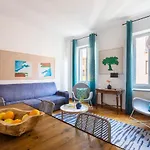 Romac Condotti With 3 Bedrooms Near The Spanish Steps Apartmán