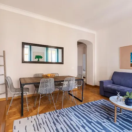 Romac Condotti With 3 Bedrooms Near The Spanish Steps Lägenhet *